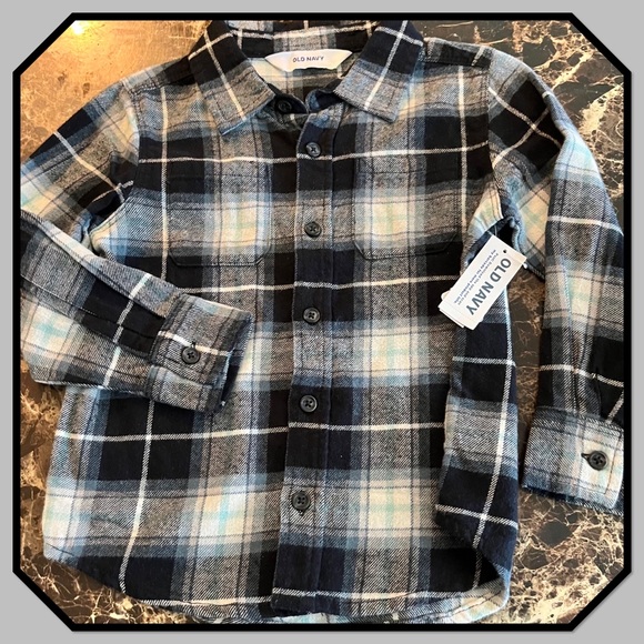 🐻NWT🐻Boy’s Long Sleeve Black/Blue Flannel Shirt🐻 - Picture 1 of 1